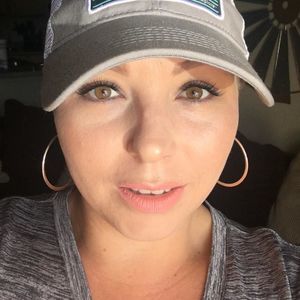 Meet your Posher, Courtney